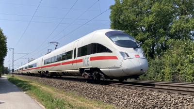 Deutsche Bahn DB ICE T Traunstein in Freilassing doppelt