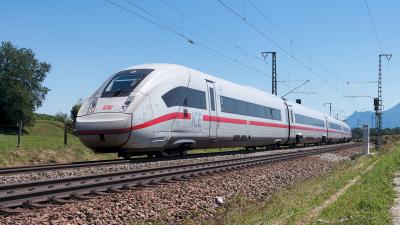 Intercity Express ICE 4 DB 9228 Hochgeschwindigkeitszug Niederstrass