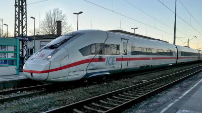Deutsche Bahn DB ICE 9203 Bahnhof Freilassing