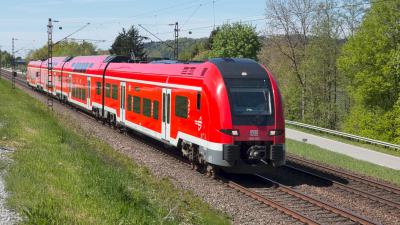 Elektrotriebzug SIEMENS Desiro HC DB 1462 062 bei Vilshofen an der Donau