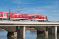 Ein VT 628 auf der Saalach-Brücke