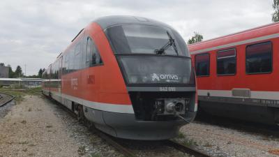 Dieseltriebzug DB arriva 642 090 am ehemaligen Betriebswerk Freilassing
