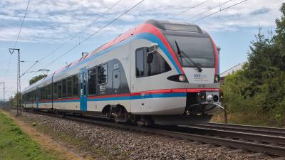 Elektrotriebzug STADLER Flirt 1 BRB ET 133 Bayerische Regiobahn in Freilassing