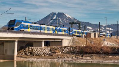 Meridian Elektrotriebzug Saalach-Brücke Freilassing Salzburg