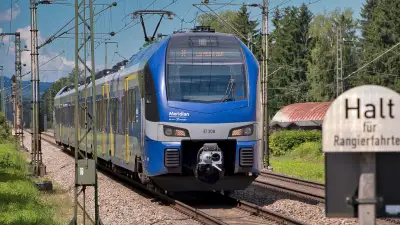 Meridian ET 308 Elektrotriebzug Lokwelt Freilassing