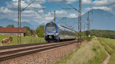 Elektrotriebzug Meridian Transdev ET 322 Niederstrass