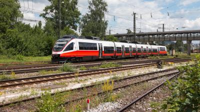 S-Bahn Elektro-Triebzug ÖBB 4024 007-8 Freilassing