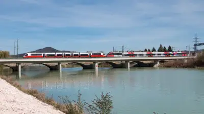 S-Bahn Salzburg Freilassing ÖBB Talent Saalach-Brücke