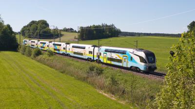 Westbahn Elektrotriebzug Doppelstockzug KISS Niederstraß
