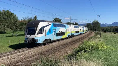 Westbahn STADLER KISS Doppelstock-Elektrotriebzug bei Niederstrass