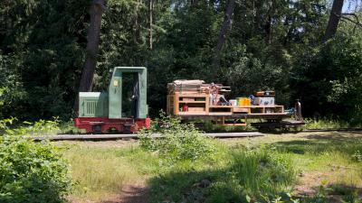 Ainringer Moos Feldbahn Eisenbahn Lokomotive Werkstatt-Wagen