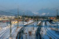 Bahnhof, Gleise, Bahnsteige