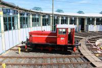 Elektrolokomotive E 94 DR 254 052-4 auf der Drehscheibe der Lokwelt Freilassing - Rangierlokomotive