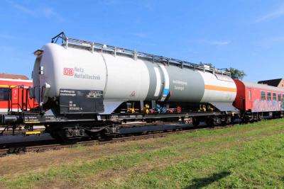 DB Netz Notfalltechnik Ausbildungszug Gefahrgut Freilassing Kesselwagen Armaturenwagen