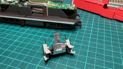 Roco Diesellokomotive V 90 BR 290 101-5 H0 Beleuchtung Licht Alufolie