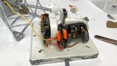 Märklin Drehkran 7051 Reparatur Motoren gerenigte Mechanik