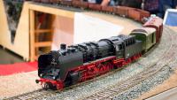 Modellbaumesse Ried 2022 - Dampflokomotive mit Güterzug