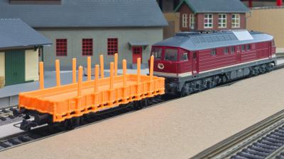 Roco oranger Rungenwagen Diesellok DR 232 100-8 H0 Ludmilla