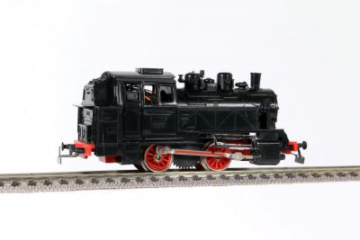 PIKO BR 80 Junior Dampflokomotive H0 aud der DDR Metall-Gestänge
