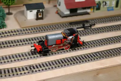 PIKO BR 80 Junior Dampflokomotive H0 aud der DDR auf der Modellbahnanlage