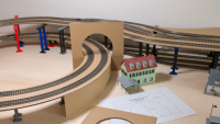 Gleiswendel H0 Modelleisenbahn Anlage Trasse Wellpappe