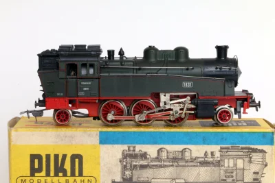 PIKO Dampflokomotive, Variante der Baureihe 75 H0 1:87 Gützold