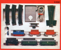 PIKO Modelleisenbahn Startset Junior H0 1:87 DDR Güterzug Personenzug