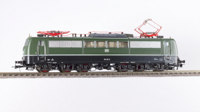 Modell der Elektrolokomotive Deutsche Bahn DB 151 118-9 von Roco in H0 1:87