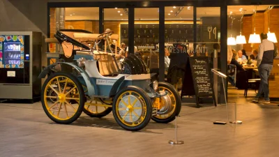 Hans Peter Porsche Traumwerk in Anger Berchtesgadener Land Spielzeugmuseum Elektro-Oldtimer