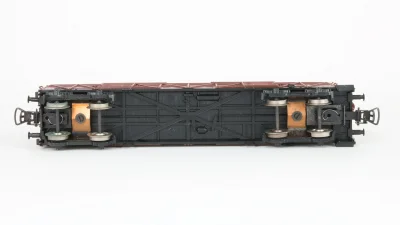 PIKO gedeckter Güterwagen mit Bremserhaus in H0 Bauart GG 15 Artikel 5-6405-01 Fahrwerk