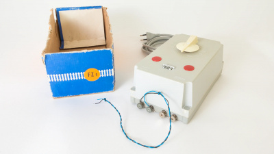 PIKO DDR Fahrregler Fahrzentrale FZ1 Modelleisenbahn Trafo mit Anschlusskabel